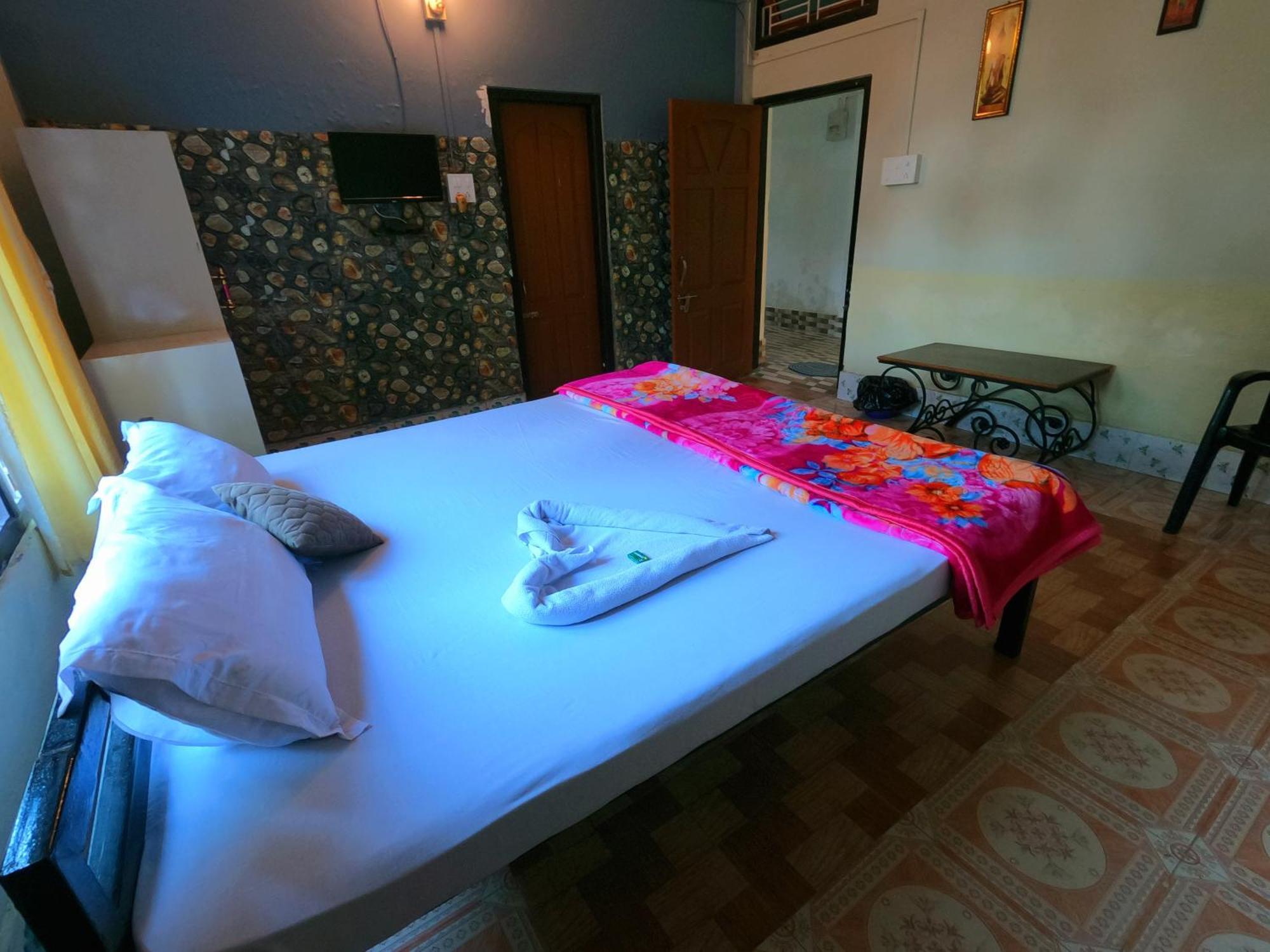 Kareng Party Camp N Homestay Kāziranga 外观 照片
