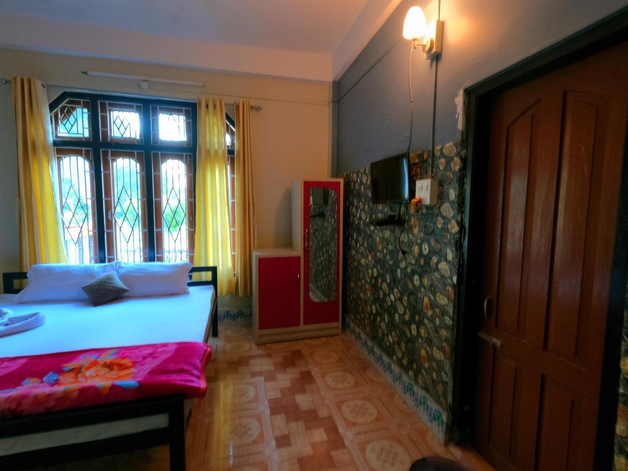 Kareng Party Camp N Homestay Kāziranga 外观 照片